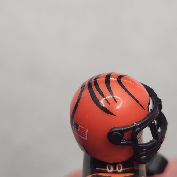 JOE BURROW CINCINNATI BENGALS Minifigure NFL Football Minifigure Lego Compatible - Picture 5 of 6